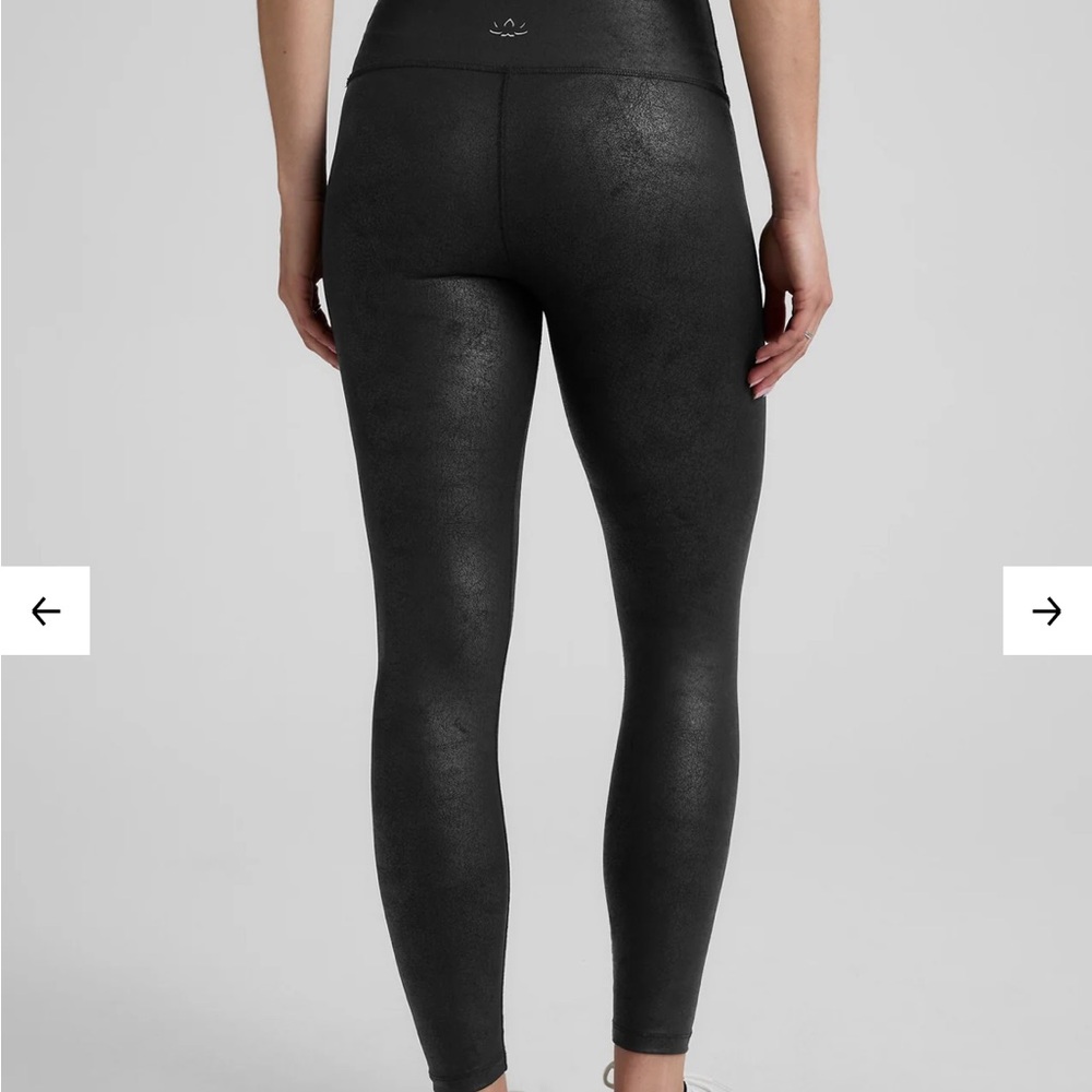 Beyond Yoga Leatherette High Waisted Midi Leggings Size small - Picture 2 of 10